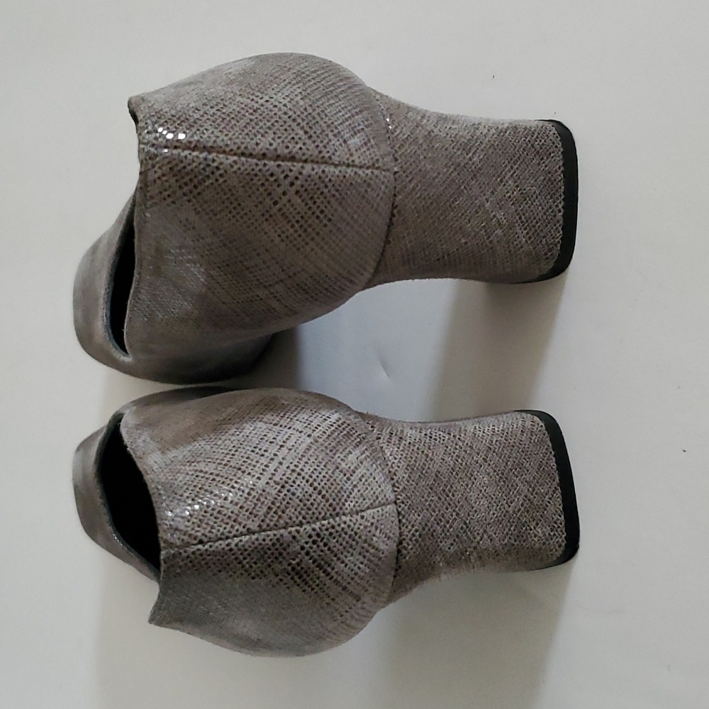 Stuart Weitzman Matrix Block Heel Dress Shoes, Si… - image 3